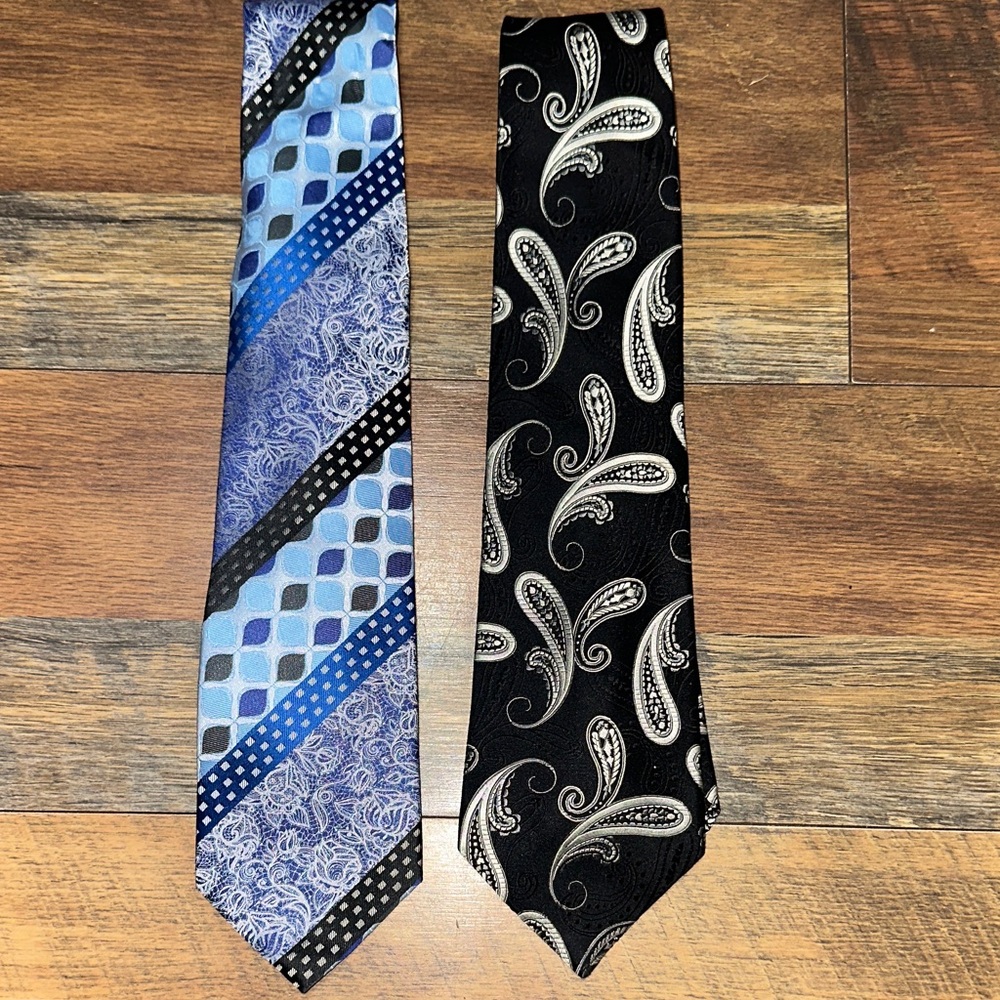 Blue Patterned Men's Neck Tie - Black Paisley Accent